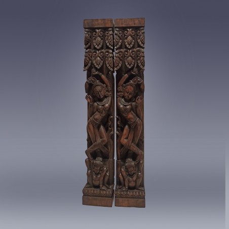 Mayadevi strut pair,front